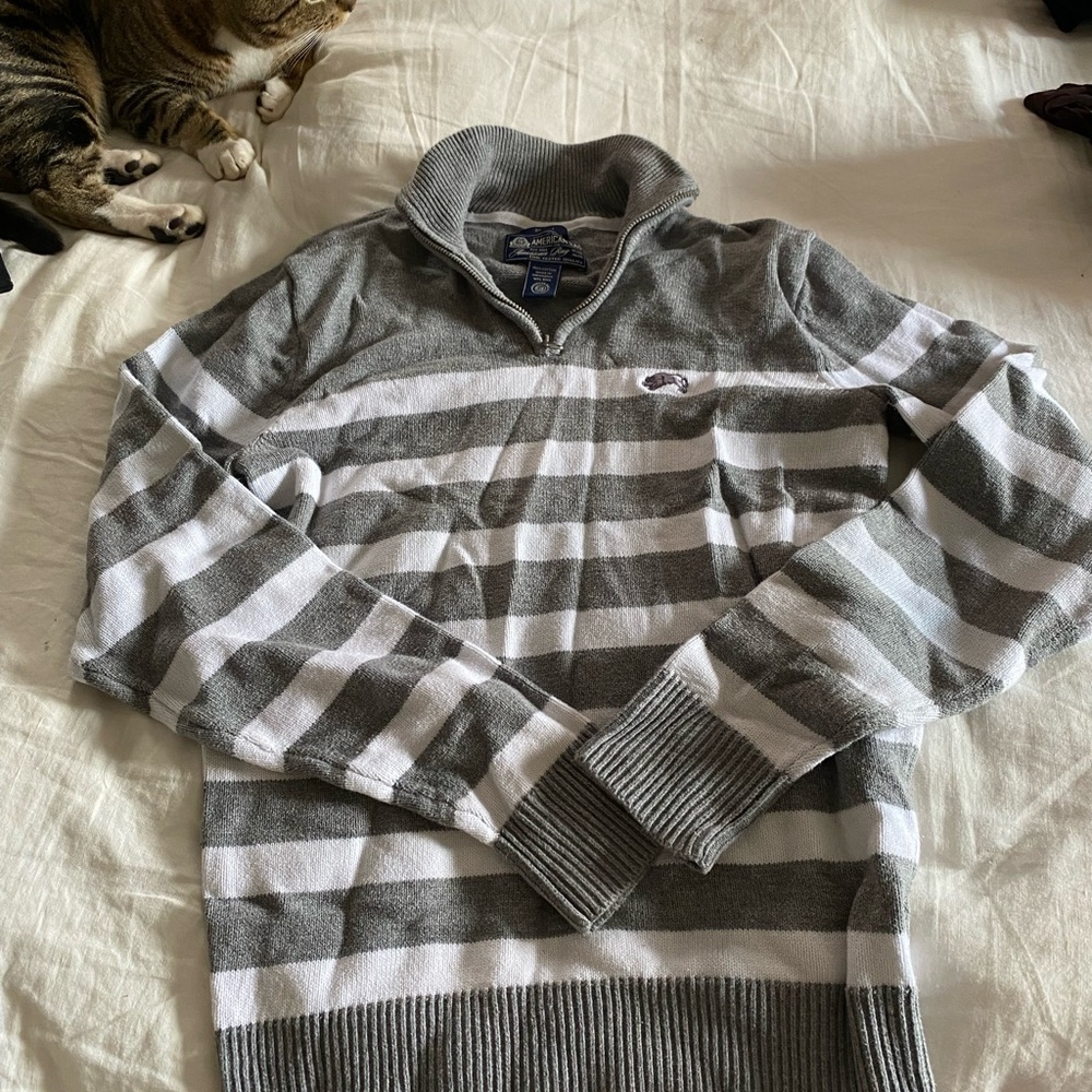 American Rag Gray and White Zip Up Sweater